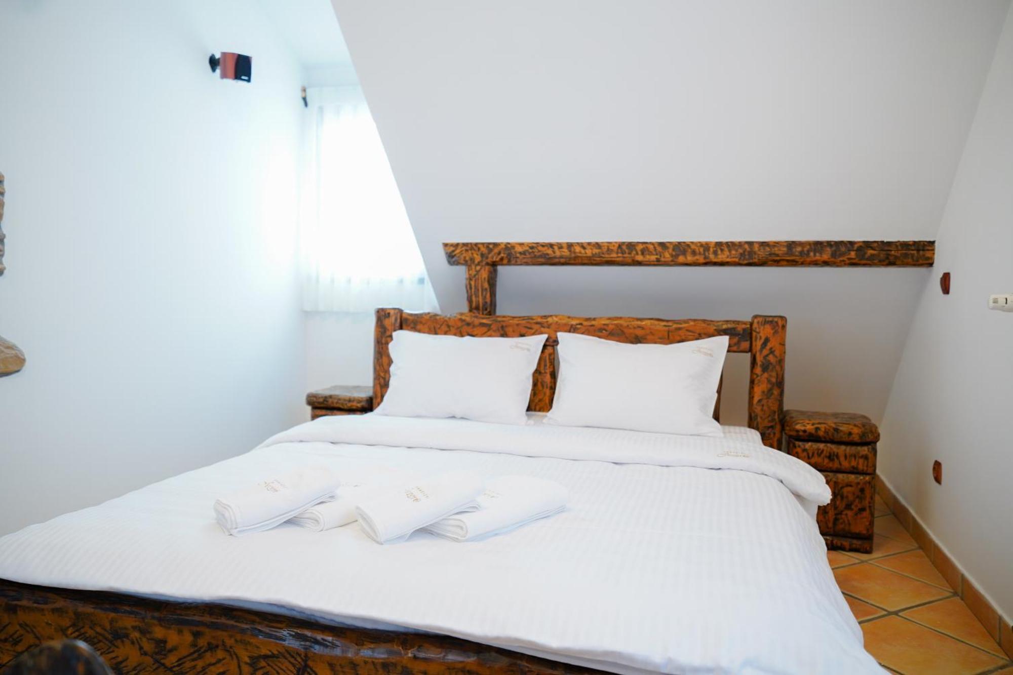 Konaciste Jezero Zlatibor Aparthotel Ngoại thất bức ảnh