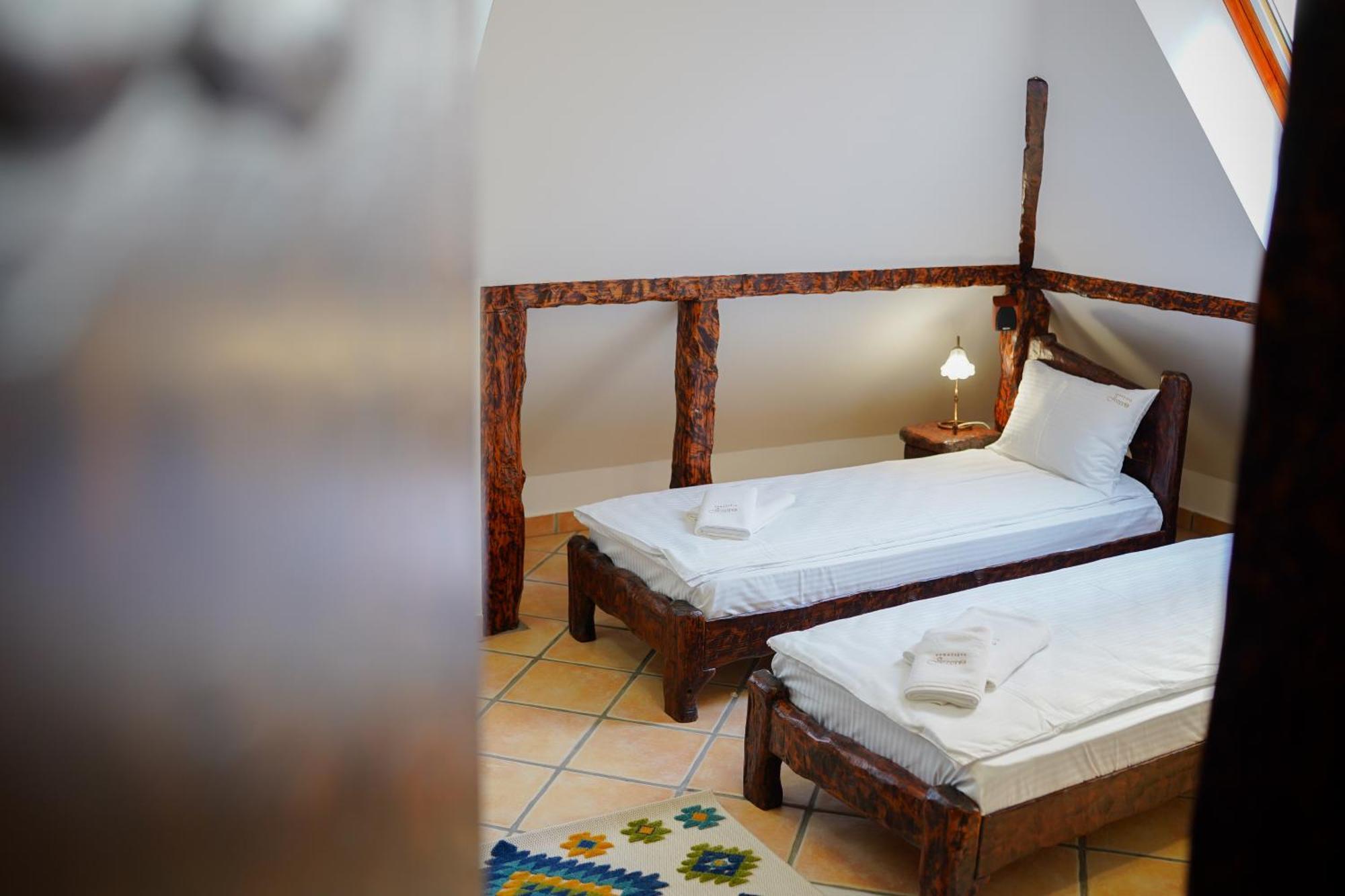Konaciste Jezero Zlatibor Aparthotel Ngoại thất bức ảnh